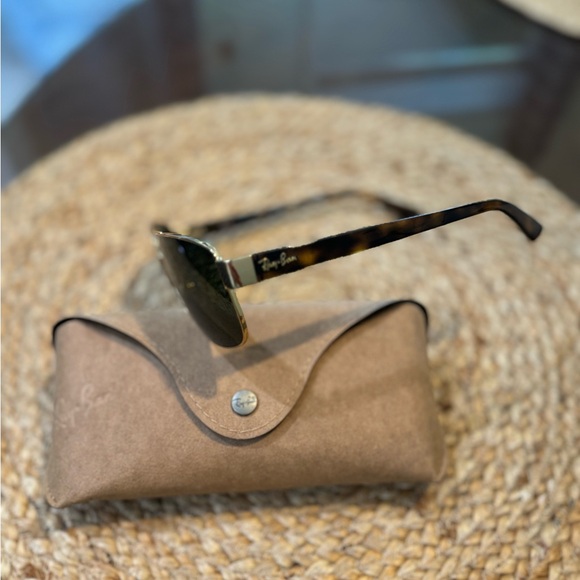 Ray-Ban Sunglasses. model RB3663 001/31 60-17 - Picture 6 of 6